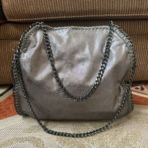 Source Unknown Metallic Silver Chain-Trim Shoulder Bag